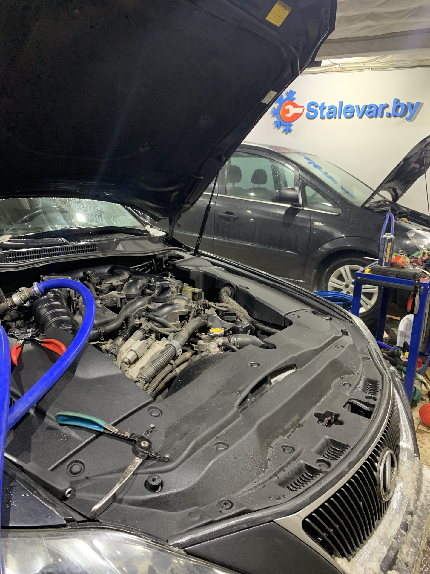 Чистка радиатора отопителя — Lexus IS II, 2,5 л, 2008 года | визит на ...