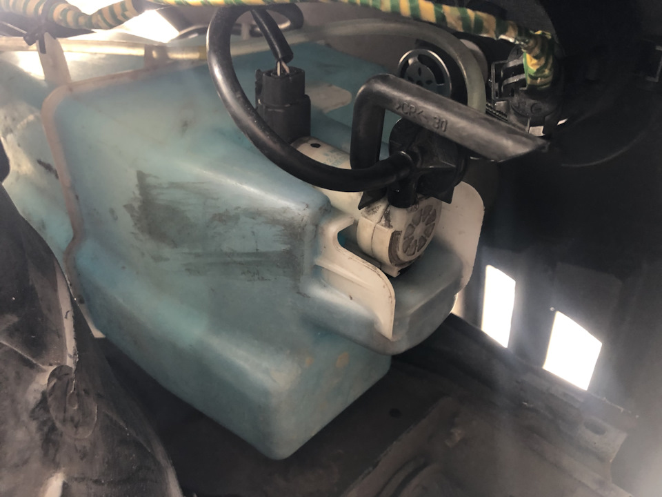 И так всегда😡 — Nissan Serena Mk III (C25), 2 л, 2009 года | запчасти ...