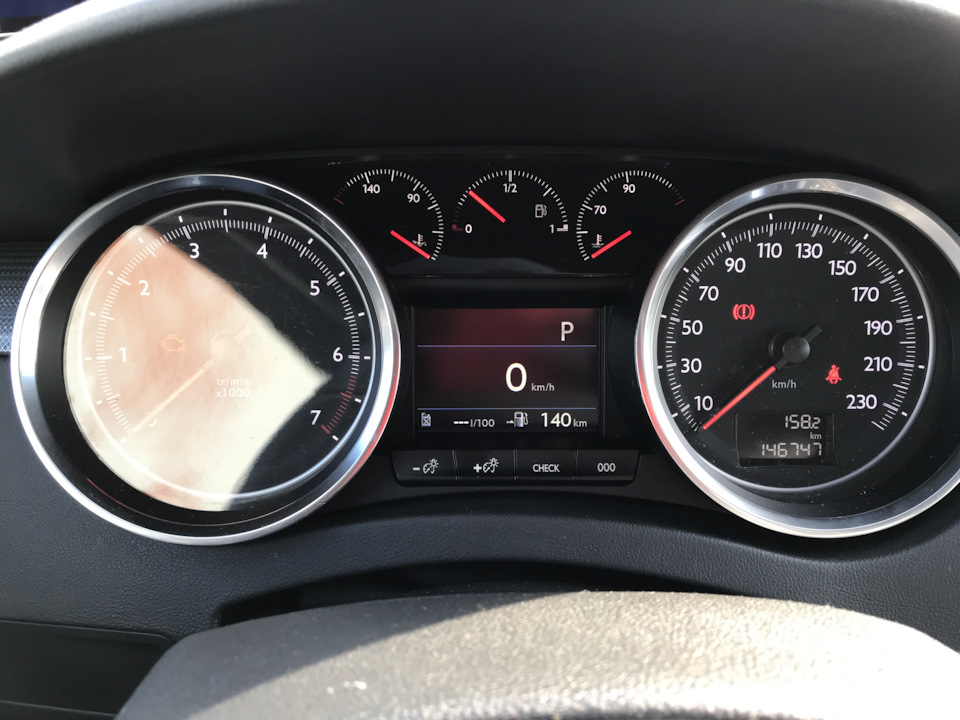 Фото в бортжурнале Peugeot 508 (1G). Запчасти на фото: 10090140