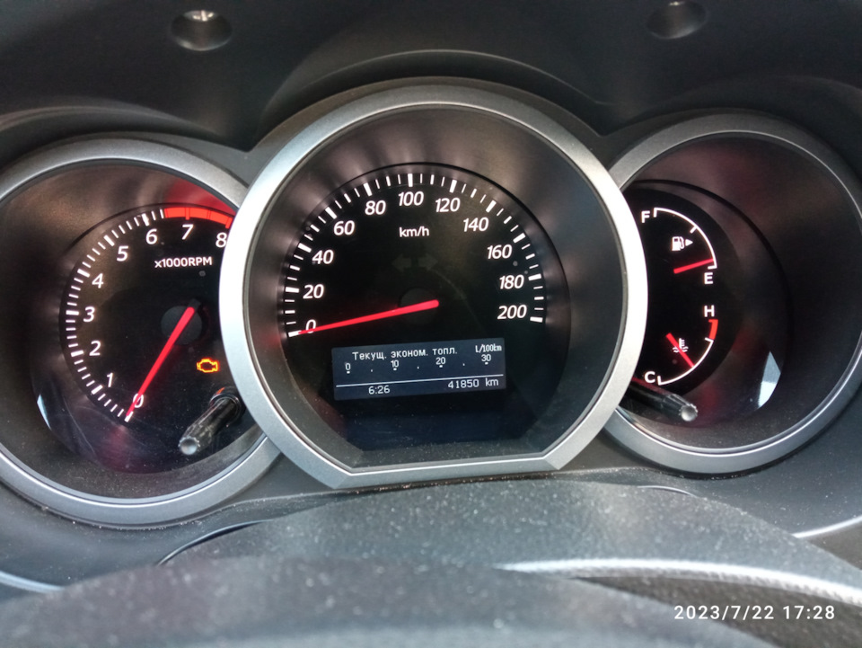 Замена крыла — Suzuki Grand Vitara (2G), 2 л, 2014 года | кузовной ...