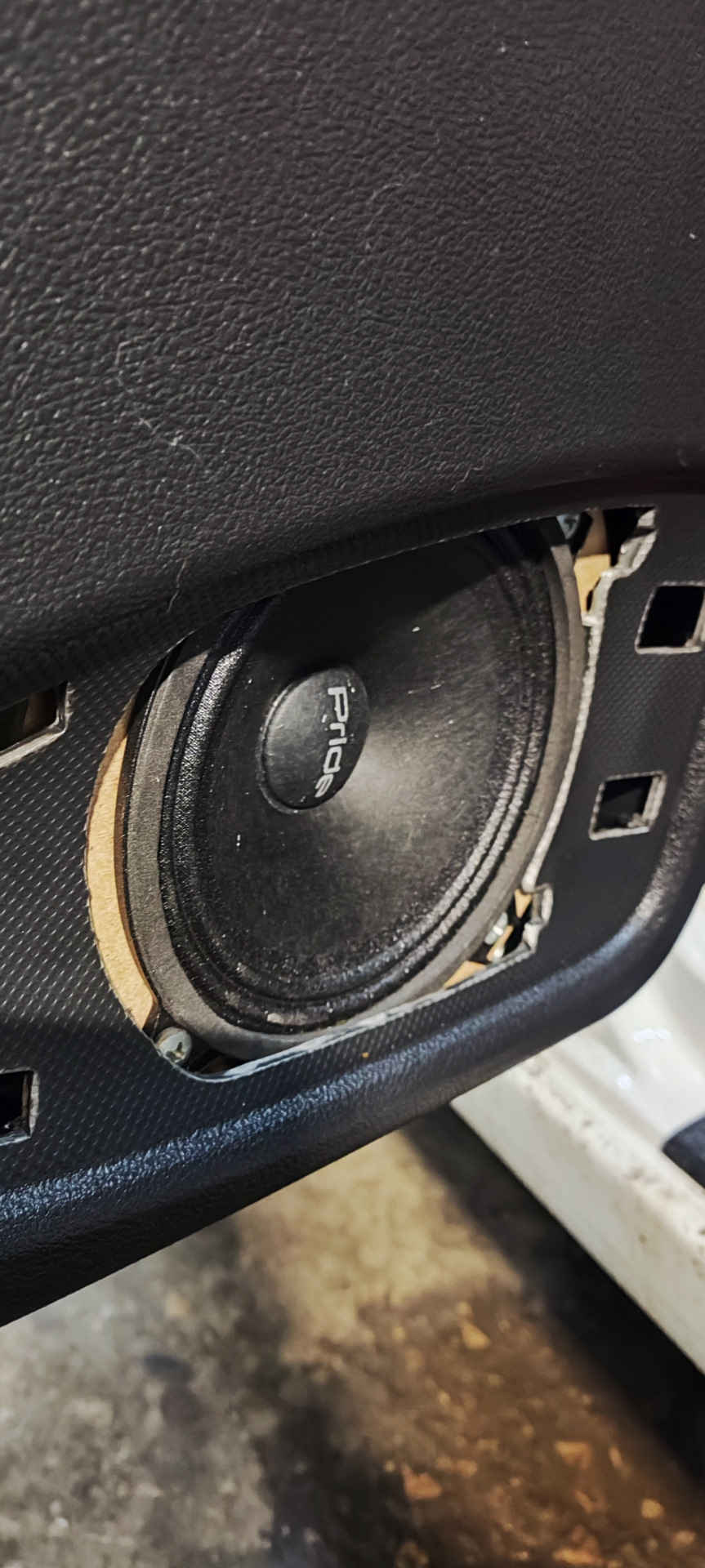 Впритык — Lada Granta (2G) FL