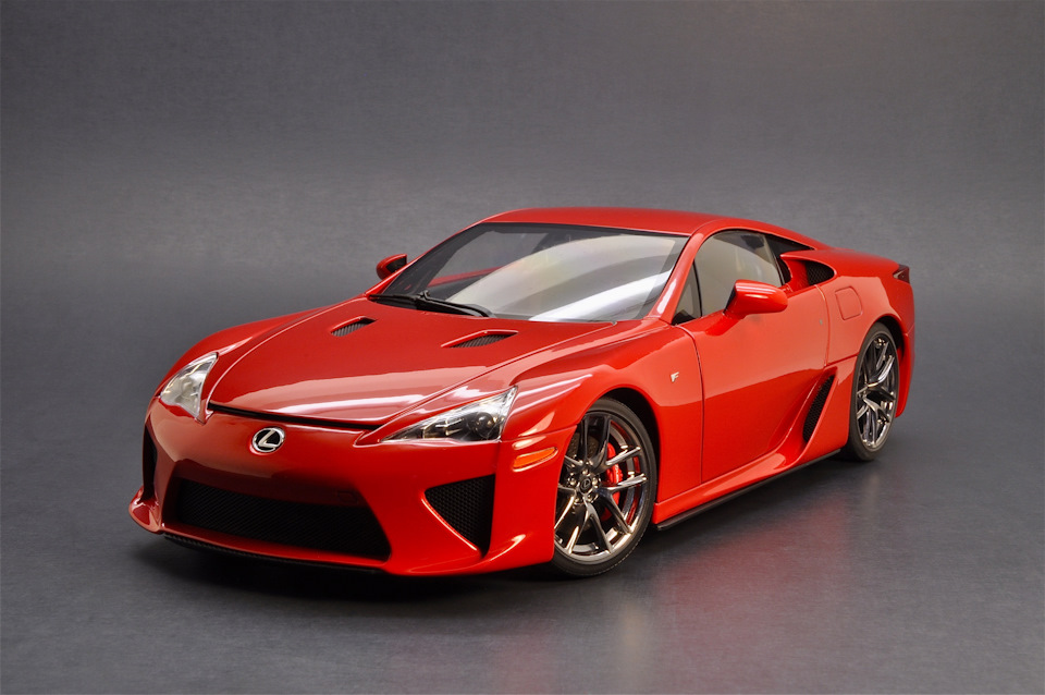 autoart lfa