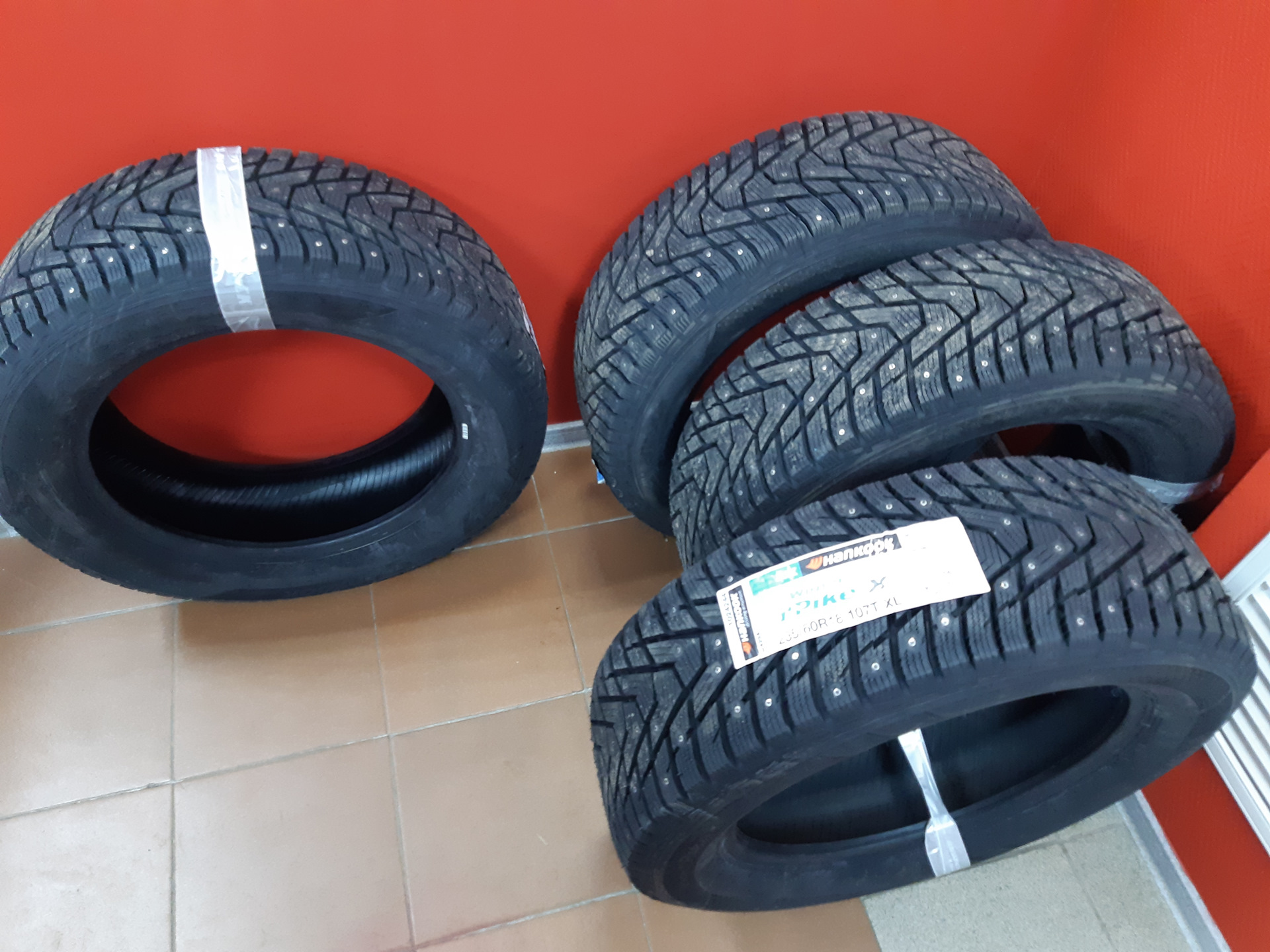 W429 215 65 r16. Hankook w429a i Pike x. Hankook Winter IPIKE rs2 w429. Winter i*Pike x w429a. Шины Hankook Winter i*Pike rs2 w429a 235/60 r18 107t.