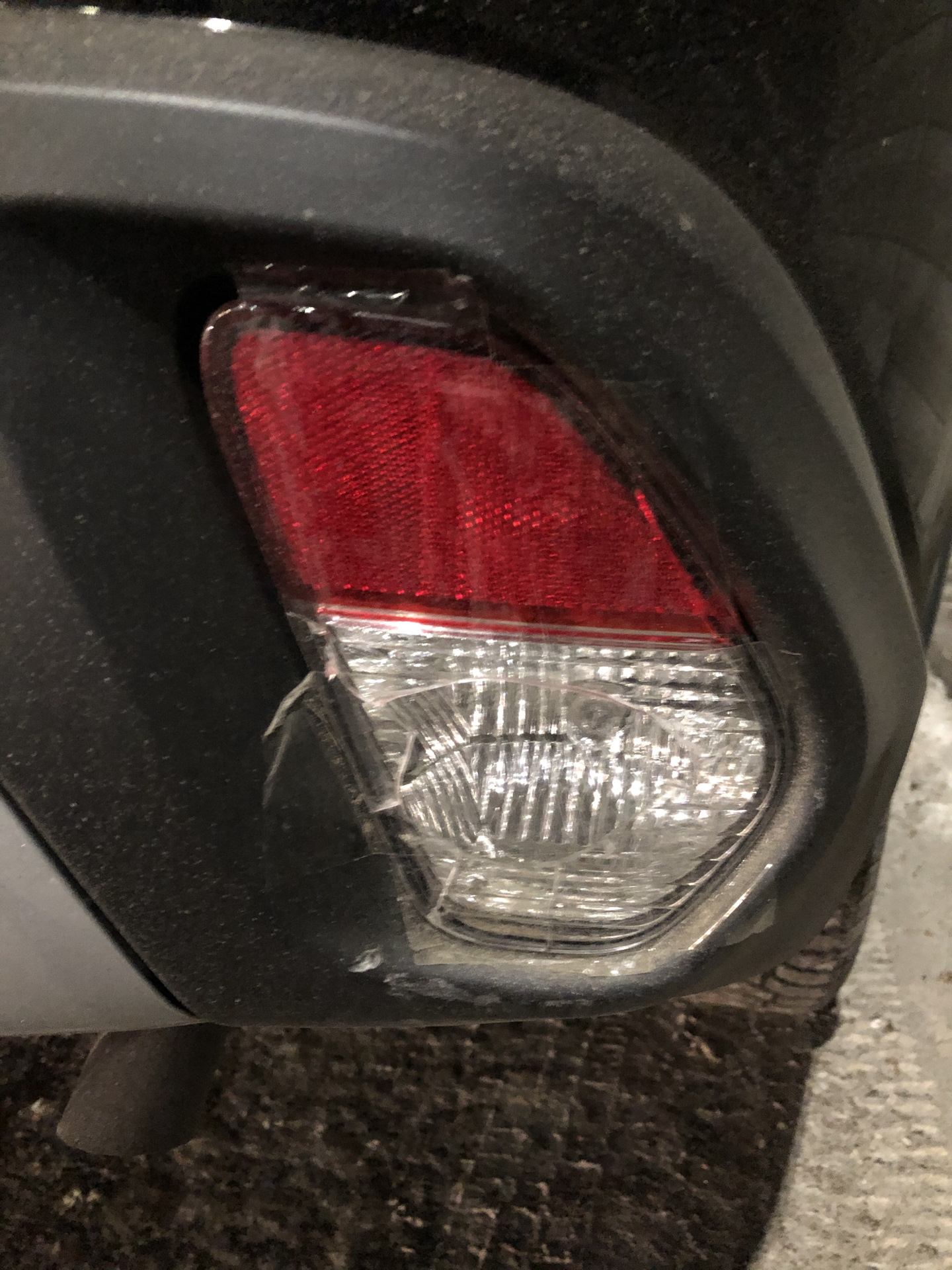 Как снять задний фонарь аутлендер Замена фонаря заднего хода - Mitsubishi Outlander (3G), 2 л, 2020 года ДТП DRIVE