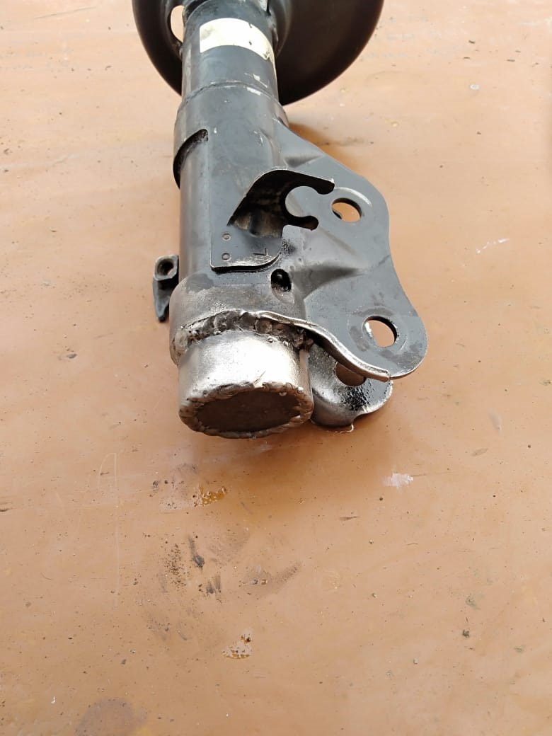 Потекла передняя левая стойка амортизатора. Часть 1. — Suzuki Every ...