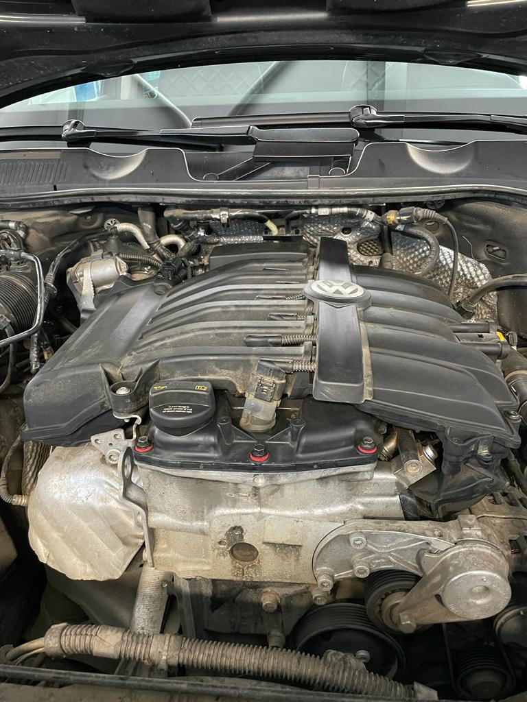 Замена Маслоотделителя, прокладки клапанной крышки и прочего ...