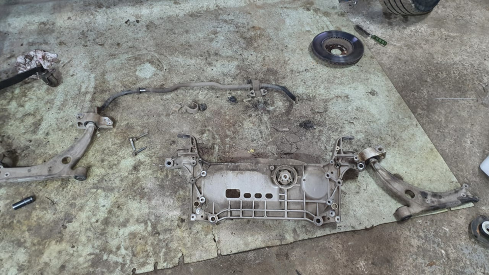 Замена подвески — Volkswagen Passat B6, 2 л, 2005 года | плановое ТО ...