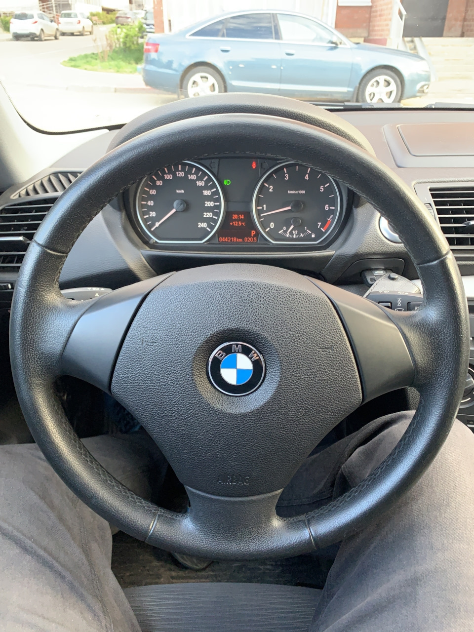 Спорт руль, вопрос — BMW 1 series (E81/E87), 1,6 л, 2011 года | стайлинг |  DRIVE2