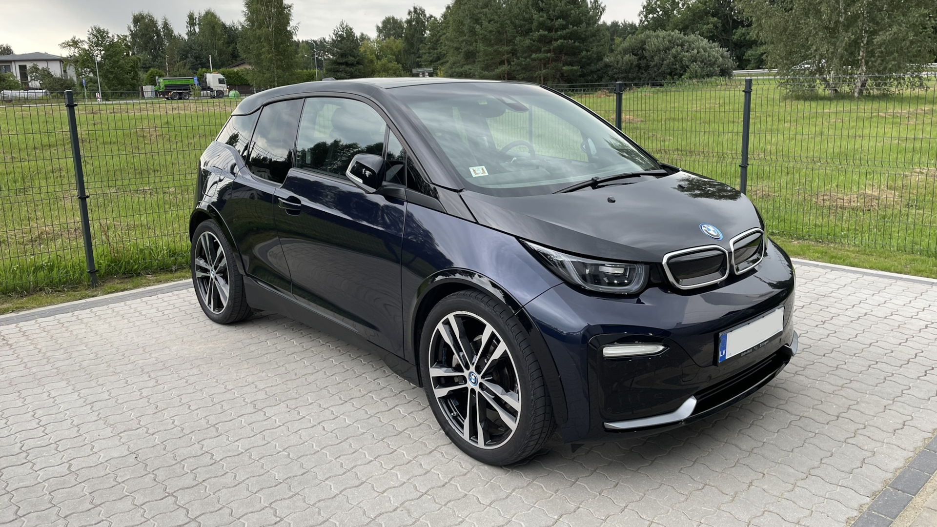 BMW i3 2015 Рі