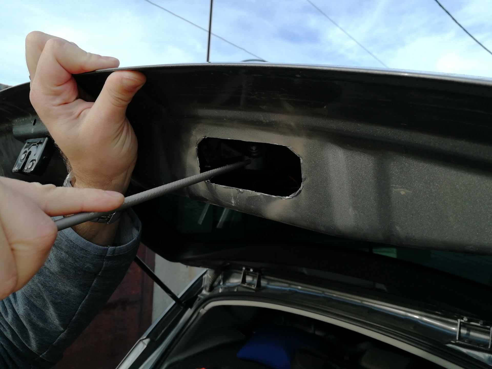 Ручка в багажник (пятую дверь)! — Nissan Qashqai (1G), 1,6 л, 2011 года ...
