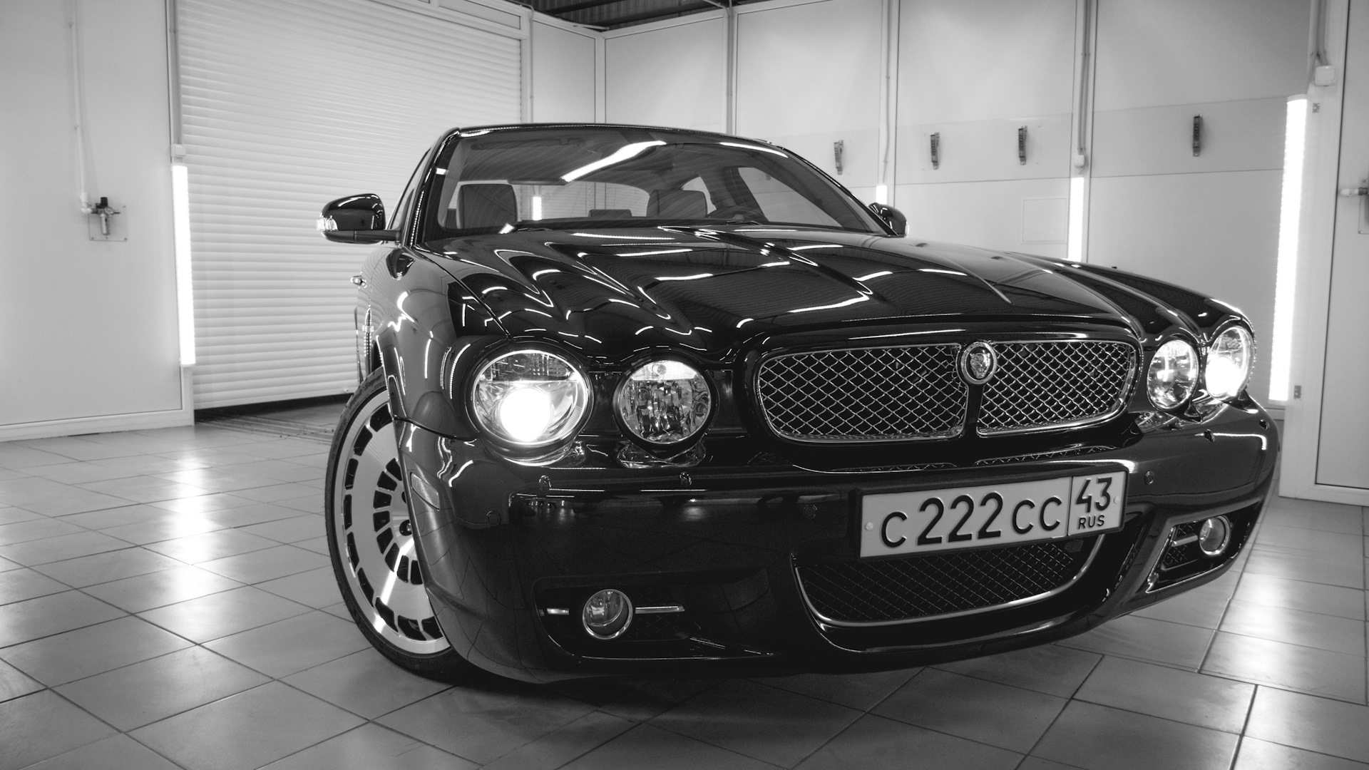 Jaguar XJ Mark 3 4.2 бензиновый 2008 | 