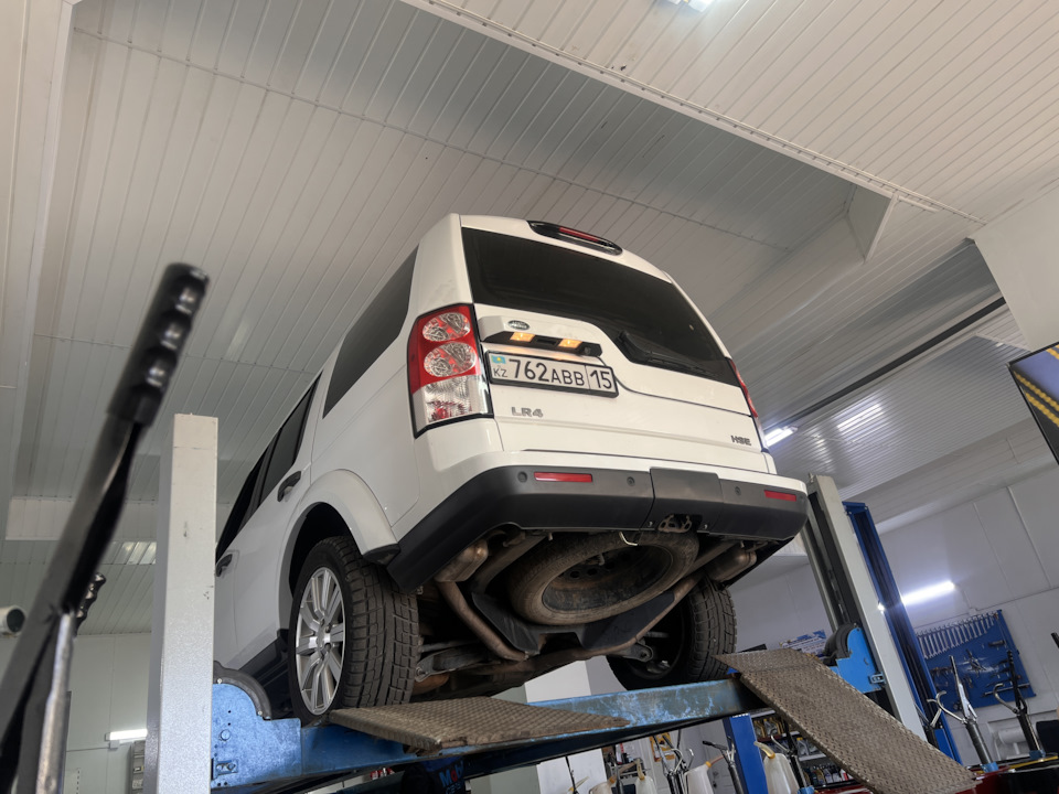 Будни владельца лендровер — Land Rover Discovery IV, 0,5 л, 2013 года ...