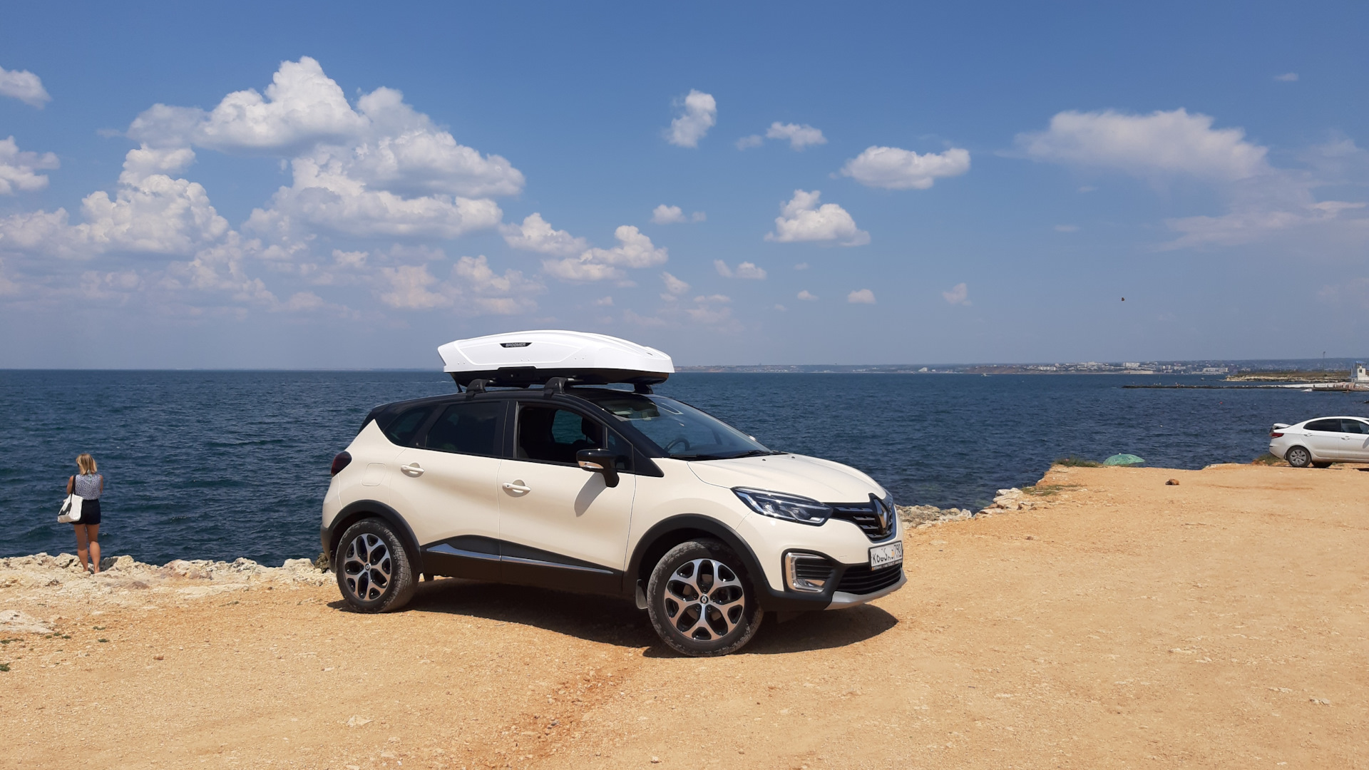 Renault Kaptur (2020) 1.3 бензиновый 2020 | бежевый 1.3 турбо на DRIVE2