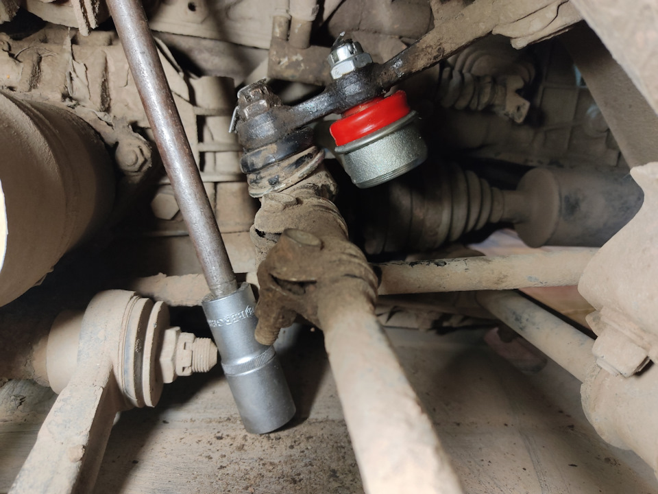 Втулки стабилизатора нива шевроле. Шевроле нива стучит спереди. Стуки нива шевроле. Нива шевроле реактивные тяги стук. Задняя подвеска нива шевроле.