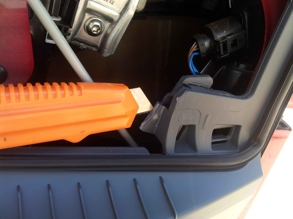 Инструкция Замены ручки водителя в салоне Seat Ibiza 6J 6j0837113aah1 ...