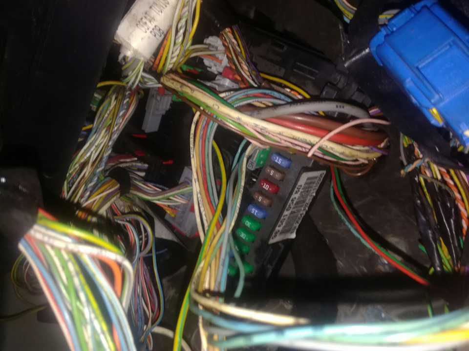 Погрузился в проводку, очередной этап подготовки к старту — Citroen C4 ...