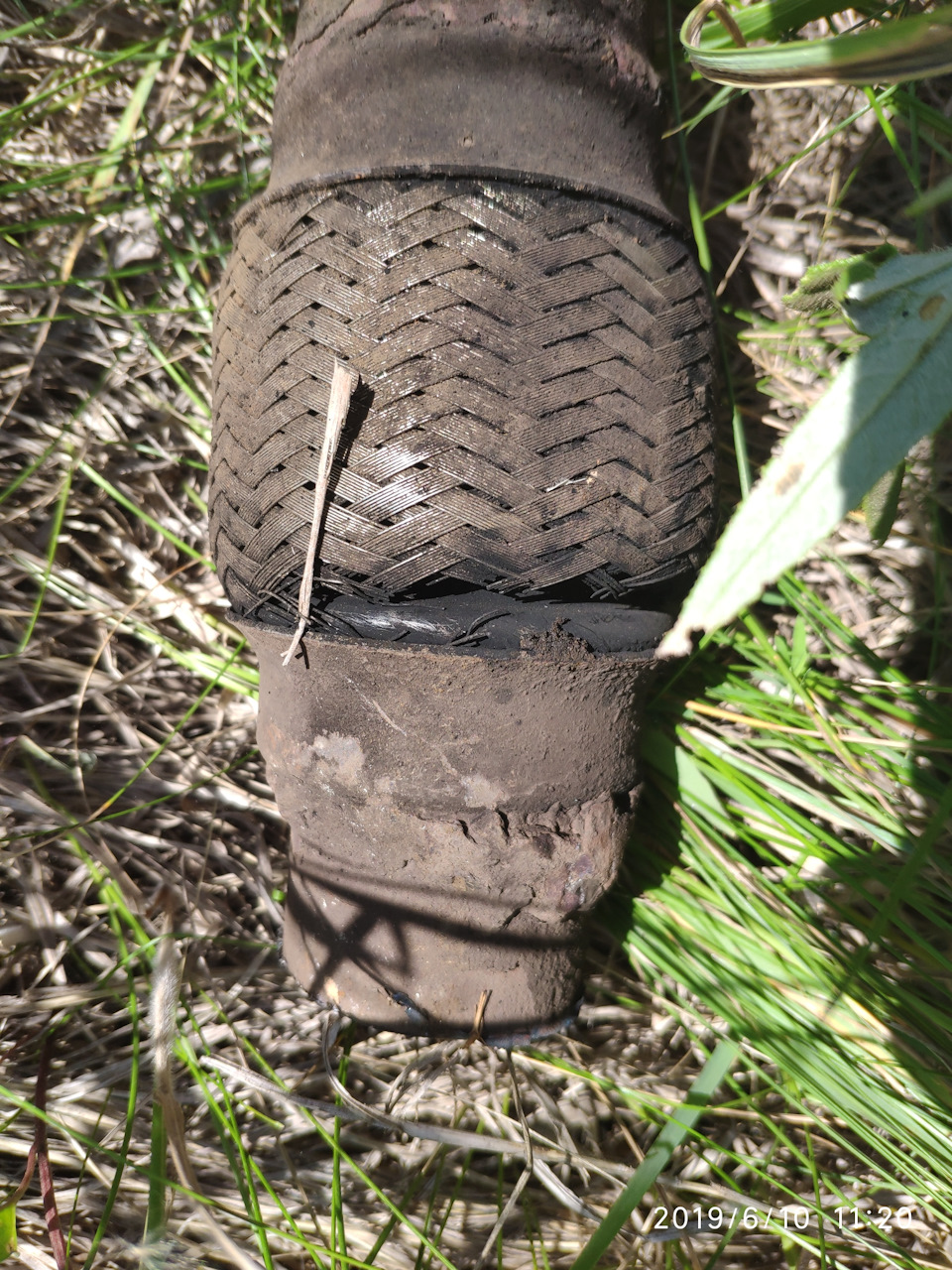 Замена гофры и удаление катализатора выхлопной системы — Volkswagen ...