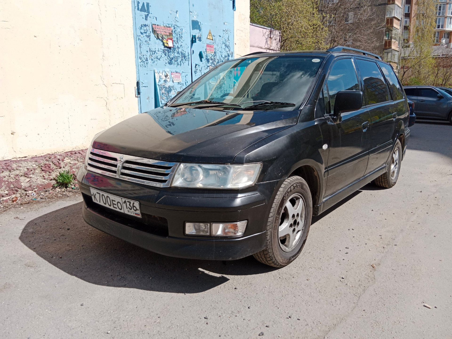 Шарик улетел…) — Mitsubishi Chariot (3G), 2,4 л, 2002 года | продажа машины  | DRIVE2