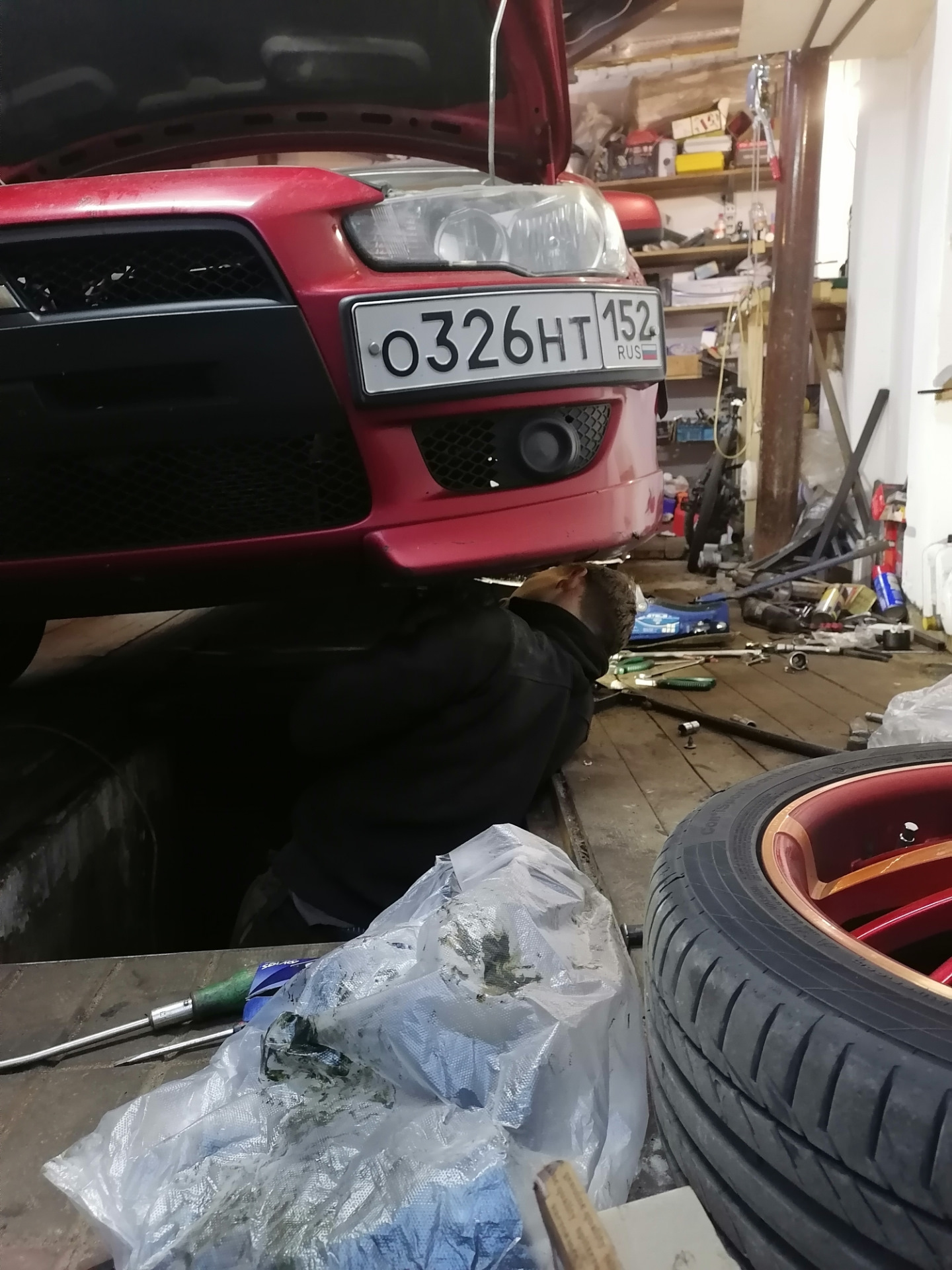 Замена ступичного подшипника, пыльник шрус вн. колодки передние+стойки ...