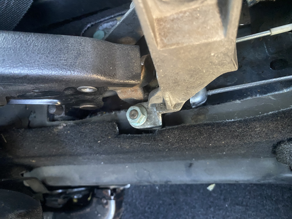 Установка кожаного ручника/снятие ручника — Volkswagen Golf Mk4, 1,6 л ...