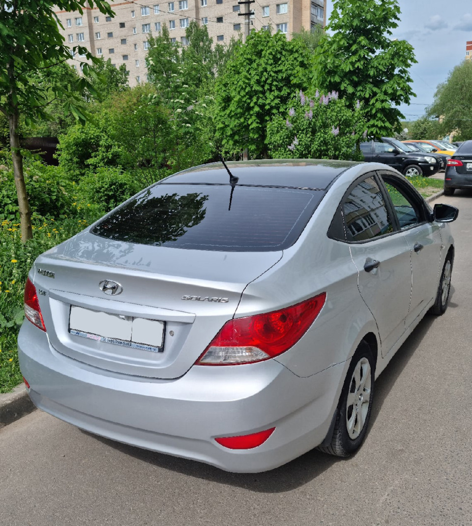 Оклейка крыши — Hyundai Solaris, 1,4 л, 2011 года | стайлинг | DRIVE2