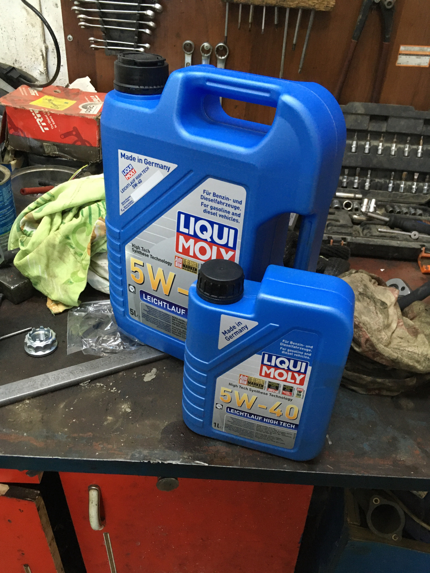 масла 6 литров. масла дтр. замена масла двс xc70. Hyundai xteer gasoline g700 5w-30. масла 6 литров.