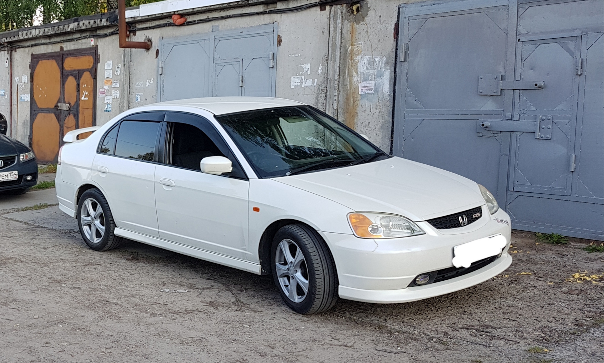 Стоит ли покупать хонду. Honda Civic Euro r. Honda Civic Ferio 2006 хэтчбек. Honda Civic 6 Euro. Евро Хонда Цивик 6.