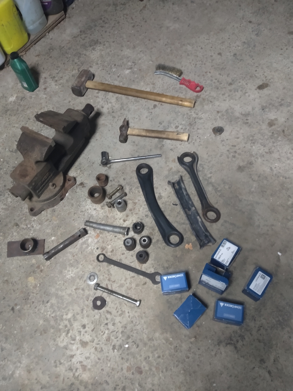 Фото в бортжурнале Mercedes-Benz E-Class (W124)