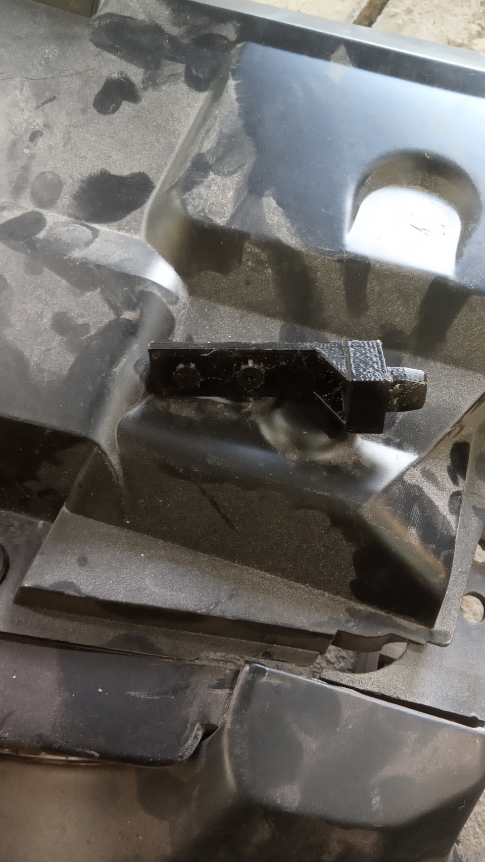 Замена фары и борьба с коррозией металла — УАЗ Patriot, 2,7 л, 2008 ...