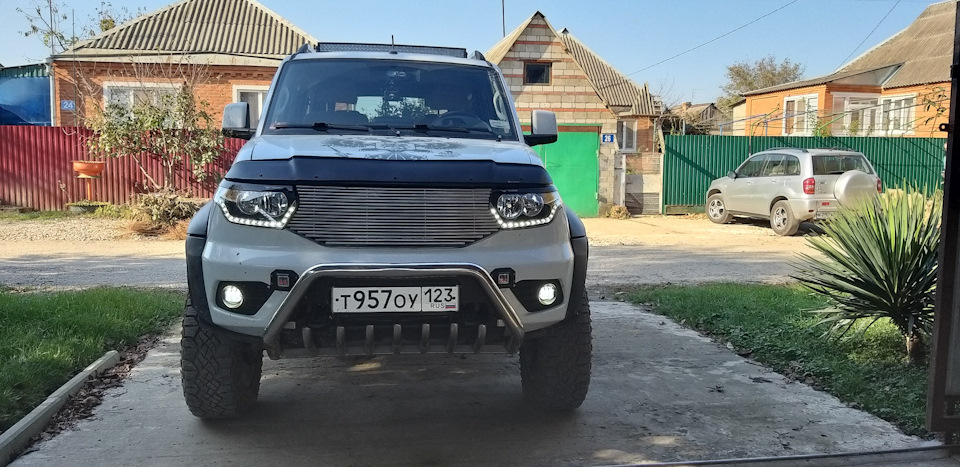 Решетка — УАЗ Patriot, 2,7 л, 2015 года | просто так | DRIVE2