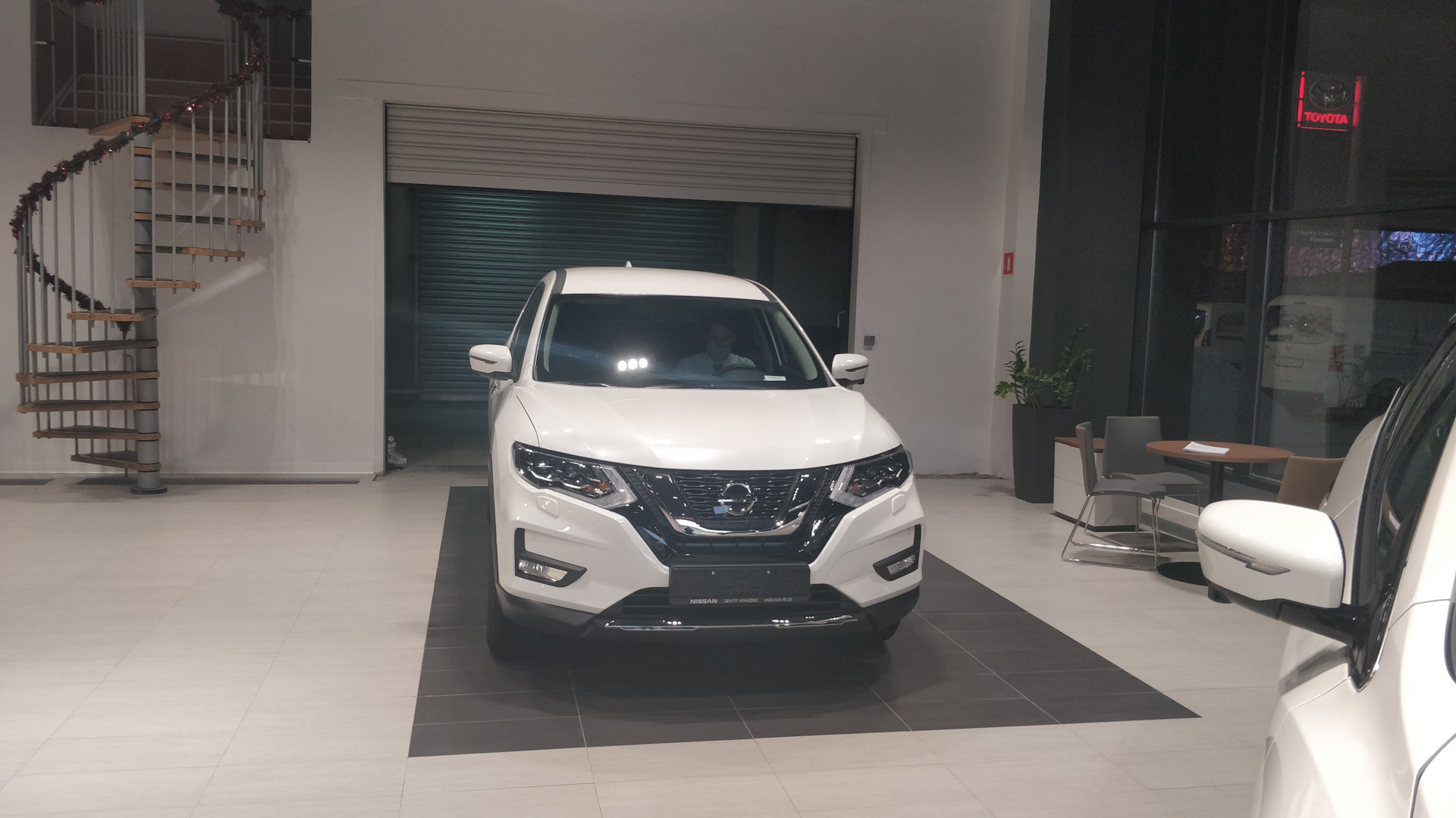 Nissan X-Trail III (t32) 2.0 бензиновый 2021 | Белый ЛиС на DRIVE2