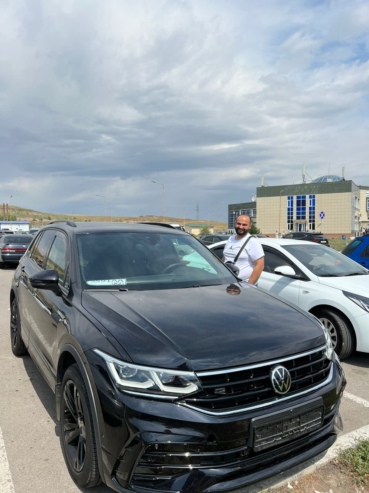 Покупка авто — Volkswagen Tiguan (2G), 2 л, 2021 года | просто так | DRIVE2