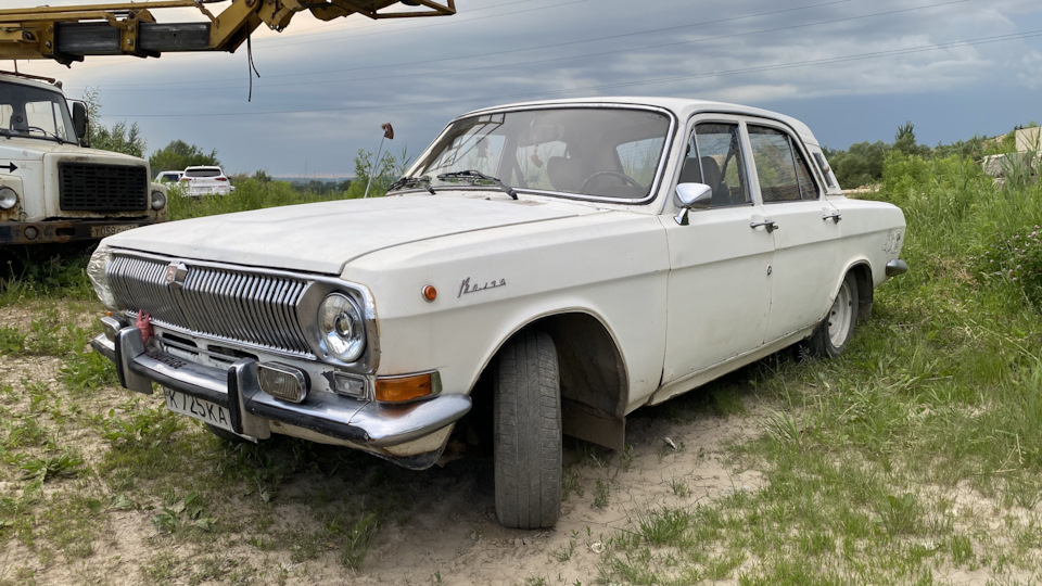 Газ 1975. Волга 1975. Старая Волга 1975.