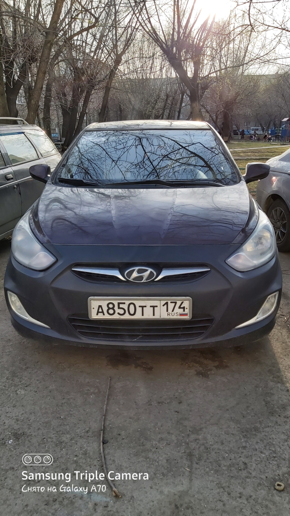 Беда с фарами🤔 — Hyundai Solaris, 1,6 л, 2011 года | поломка | DRIVE2