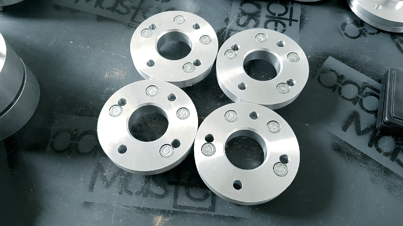 Проставки с 4х100 на 5х100. Проставка 4на 114. Проставки колесные ваз 4х100. Переходные проставки с 5х139. 3.