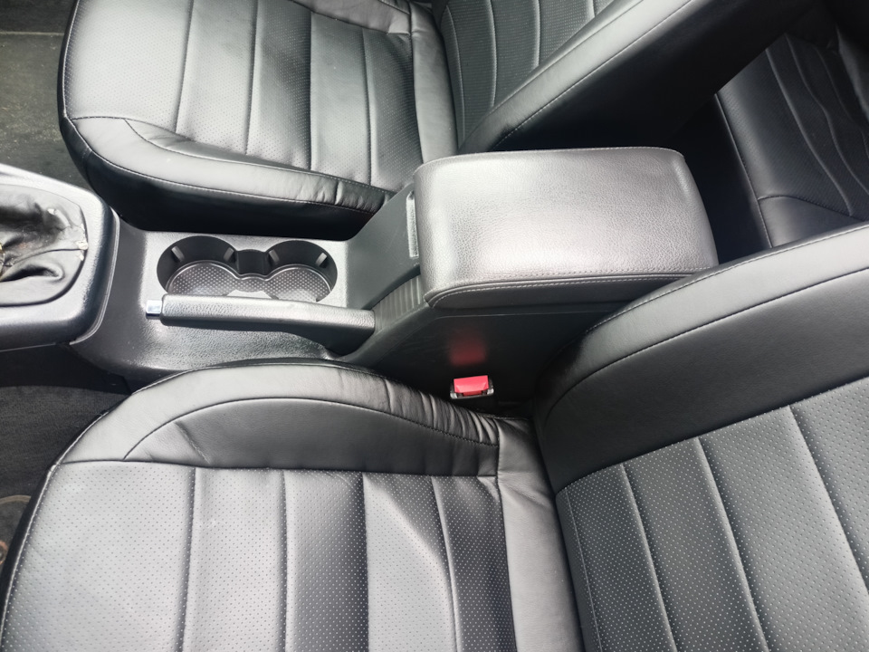 Подлокотник пассат б5+ — Audi A4 (B5), 1,8 л, 1996 года | аксессуары ...