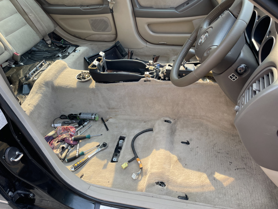 Химчистка салона и мойка подкапотного пространства — Toyota Aristo (II ...