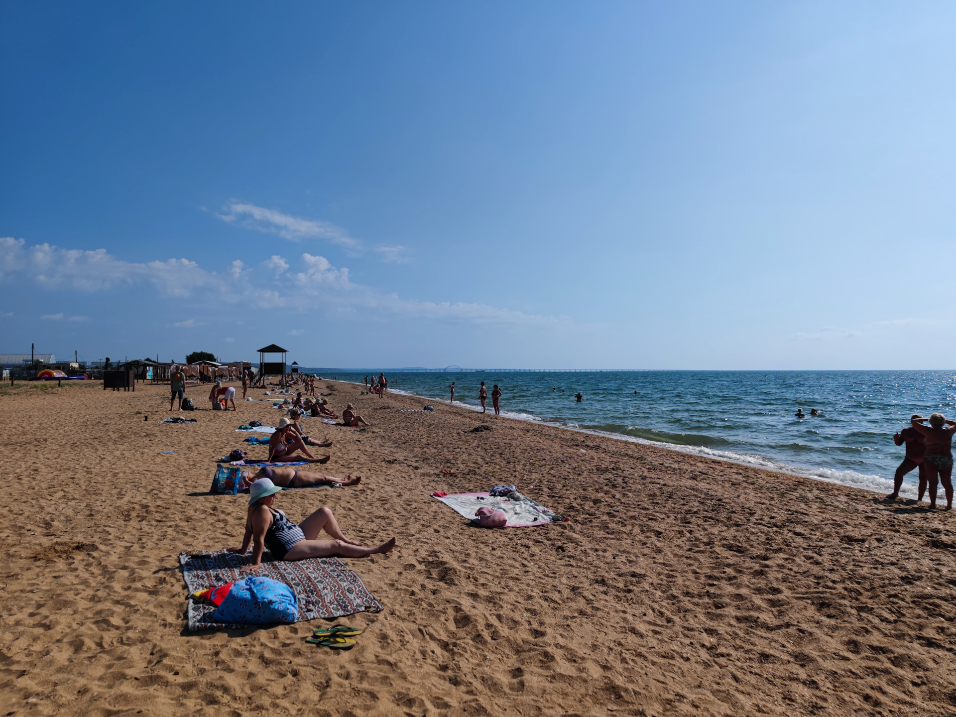 Позагорал в Керчи.😎🏖️🌅 — Lada XRAY, 1,8 л, 2017 года | путешествие |  DRIVE2