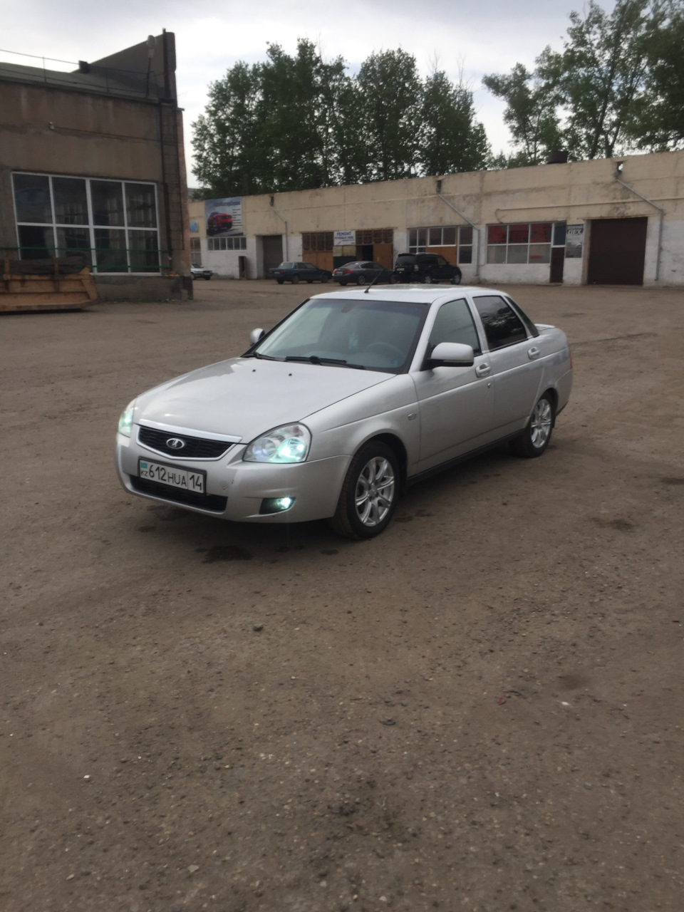 Убрал подогрев дроссельной заслонки ) — Lada Приора хэтчбек, 1,6 л ...
