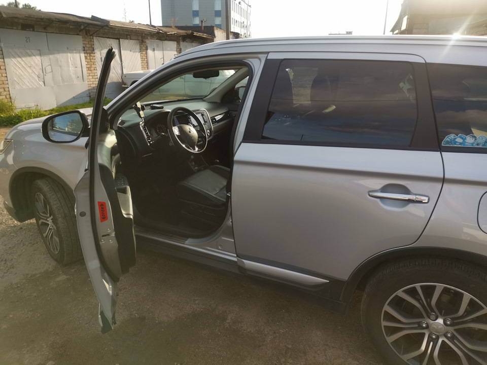 Photo from the logbook Mitsubishi Outlander (3G)