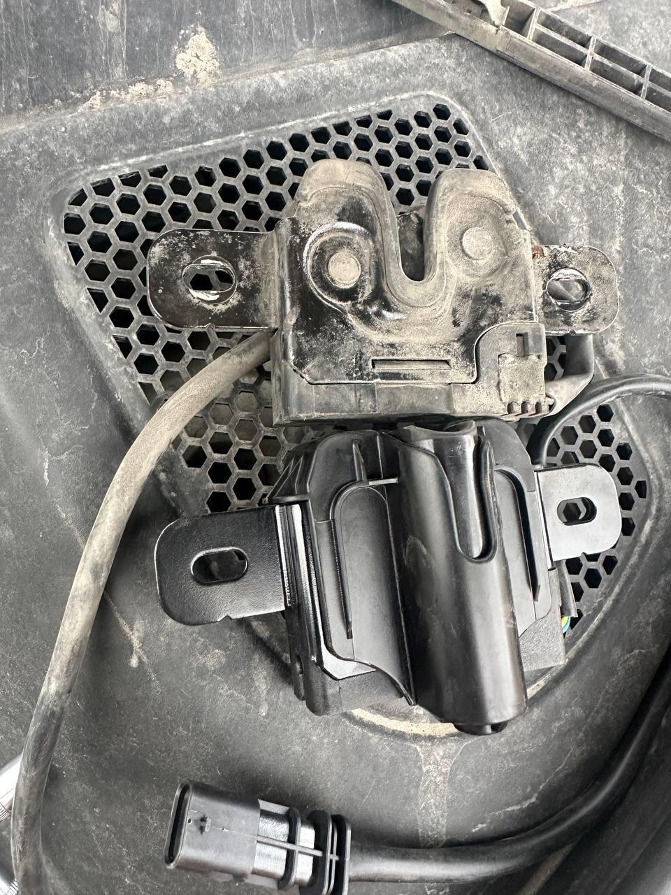 Фото в бортжурнале Volvo XC60 (1G)