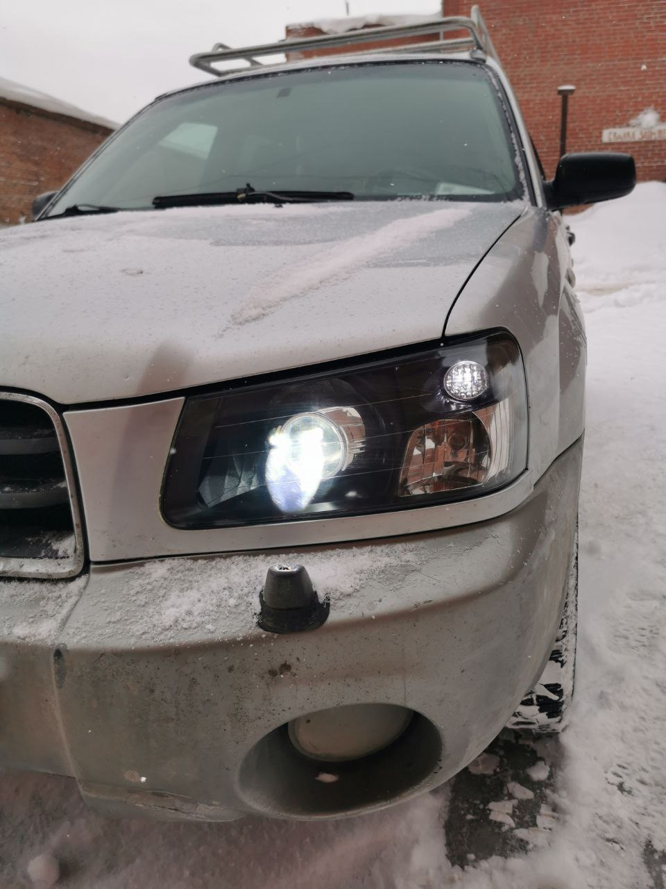 Фара субару форестер 2008 ксенон. Форестер sg5 ксенон. Subaru forester sh5. Фара depo forester sf5. Фара правая forester sg5.