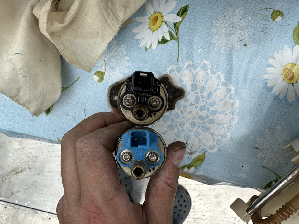 Сверху Фиеста, снизу Фокус — Ford Fiesta (Mk VI)