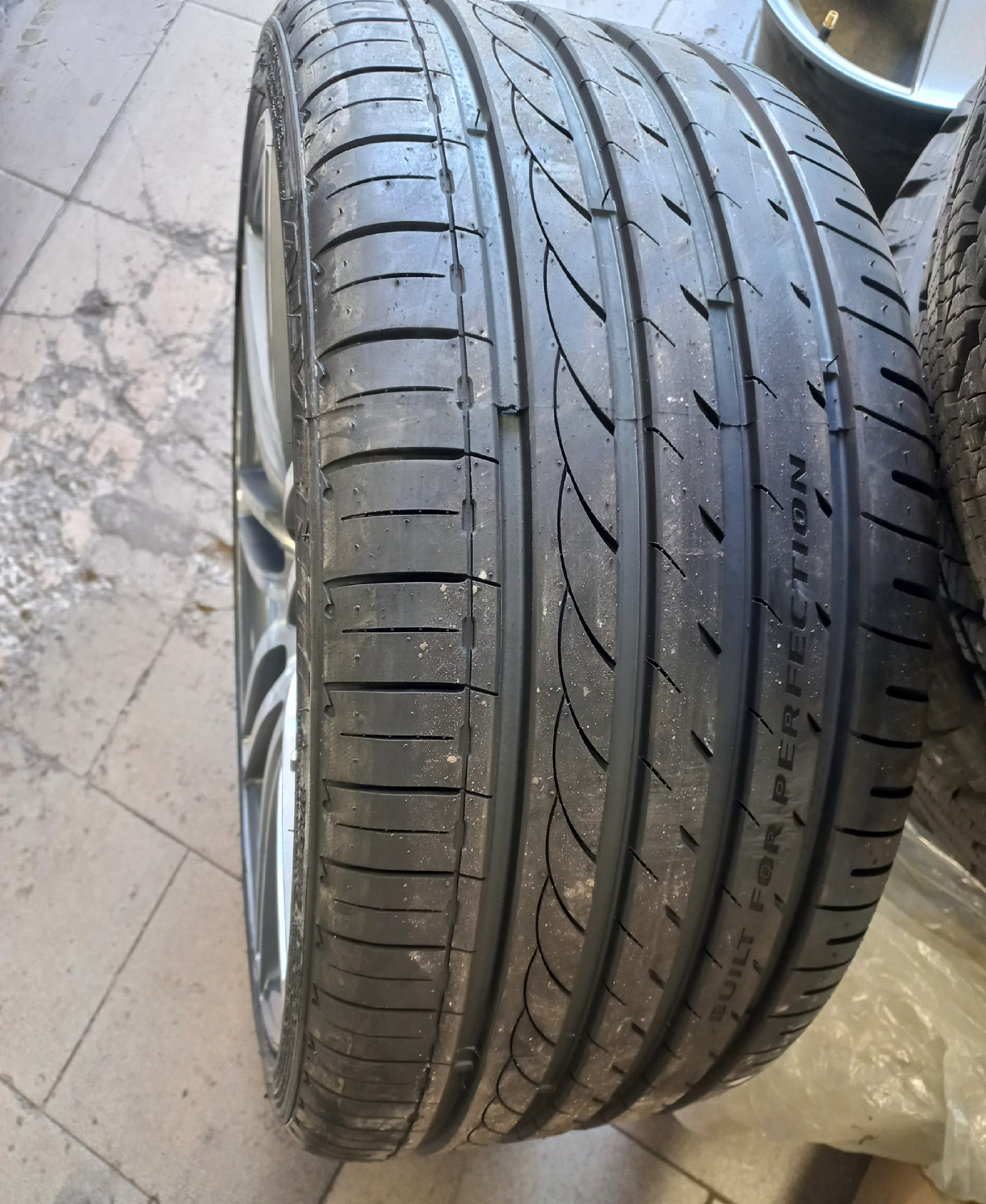 Audi r20 9j et37 + 275/30 r20 — Audi A6 Avant (C6), 3 л, 2007 года ...