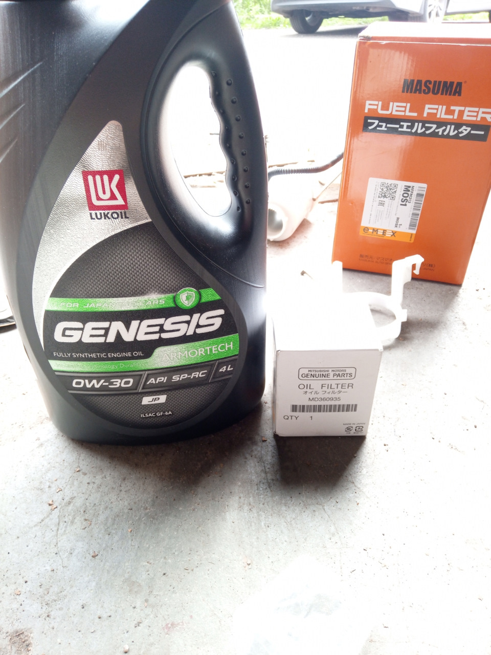 Замена масла и воздушного фильтра. — Mitsubishi ASX, 1,8 л, 2013 года ...