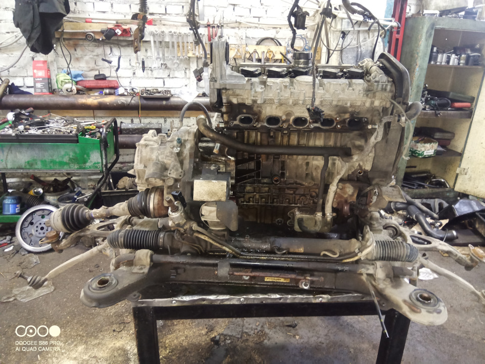 В процессе замены. Здесь и обнаружили проблему с угловой — Volvo XC90 (1G)