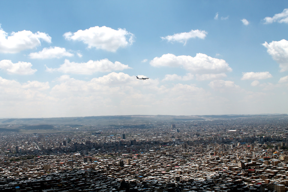 г.Табриз население 1.5 млн чел — Nissan Patrol (Y61)