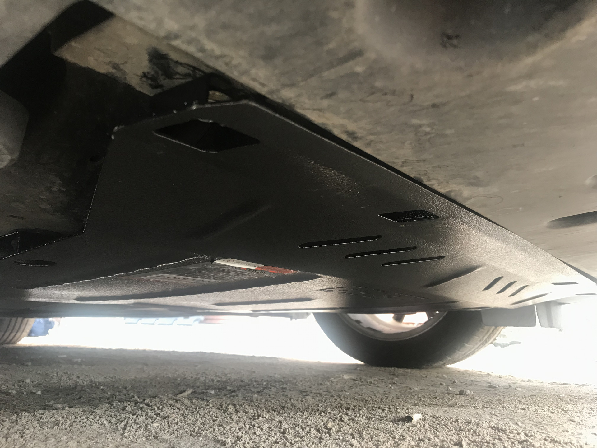 Защита двигателя — Ford Fusion (2G), 2 л, 2015 года | визит на сервис ...
