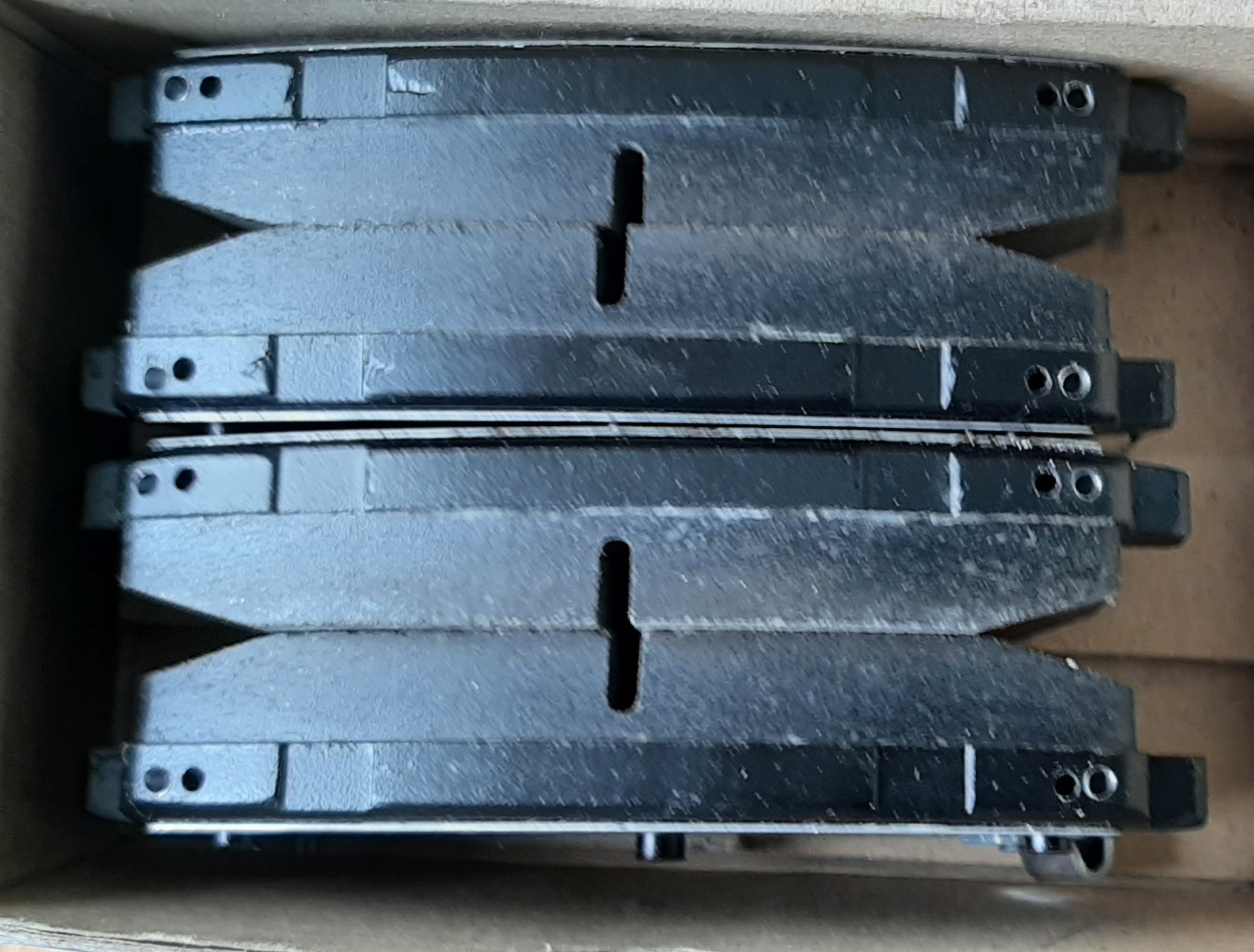 Тормозные колодки передние: Yes-Q. Задние: HI-Q sp 1406. — Hyundai ...