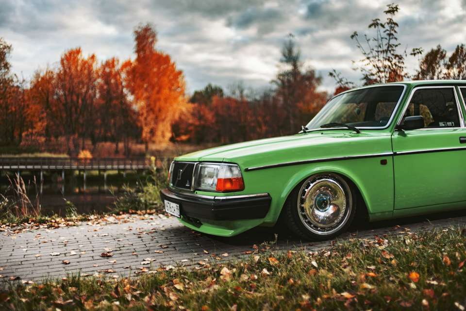 Volvo 242